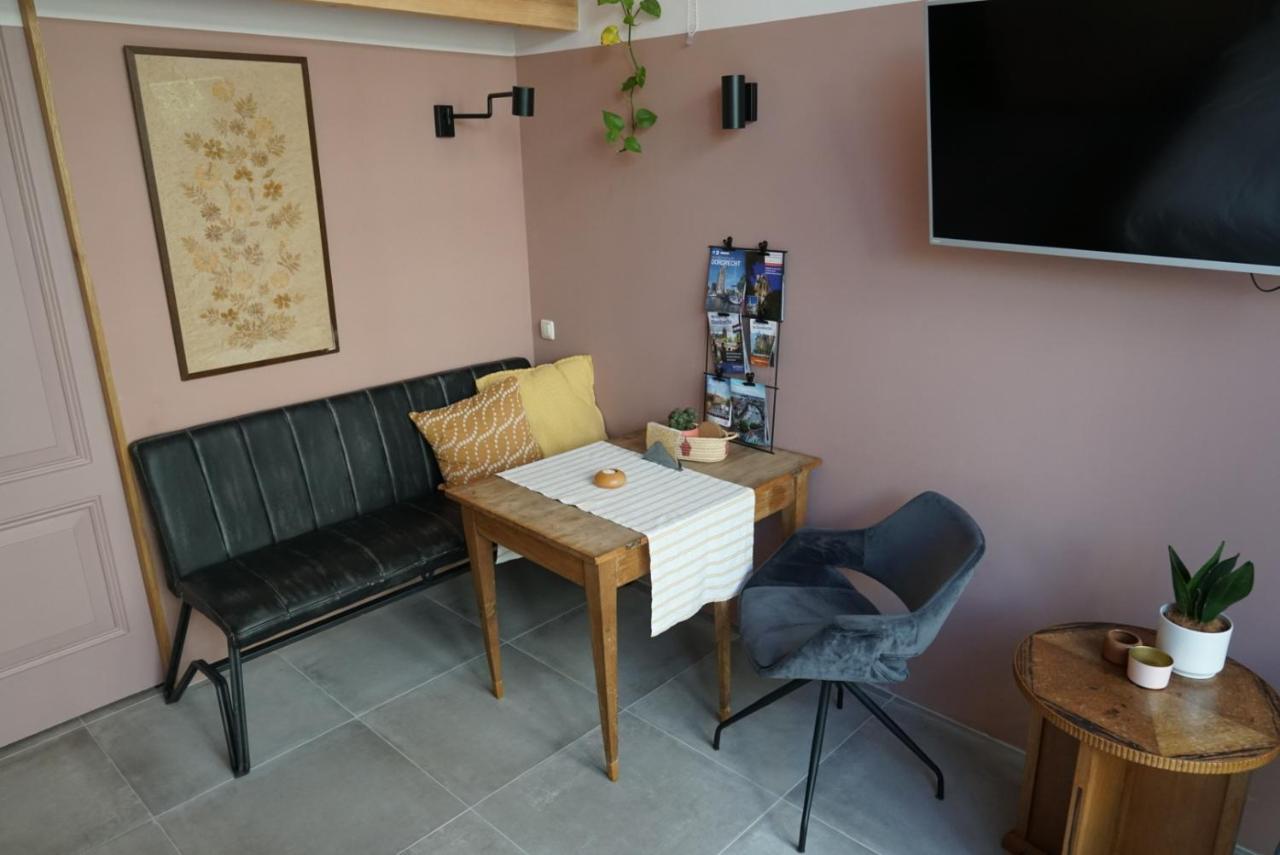 B&B De Warmoes Dordrecht Esterno foto
